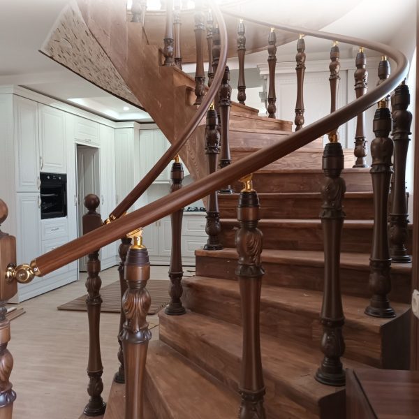 تفاوت نرده چوبی و طرح چوب